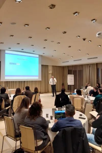 Damiani-Marco-relatore-evento-Osan-Community-400x600-2 incontro centrale rischi strategiabancaria osa community napoli 11 luglio 2019
